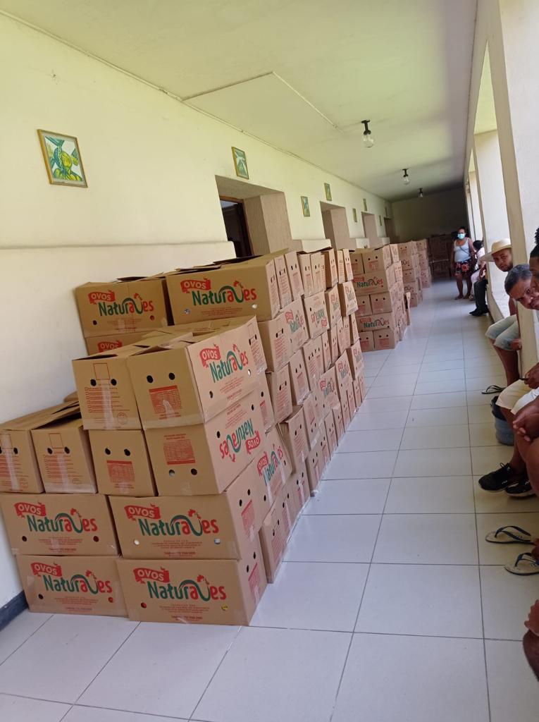 Naturaves doa 12 toneladas de alimentos para famílias itabunenses 7