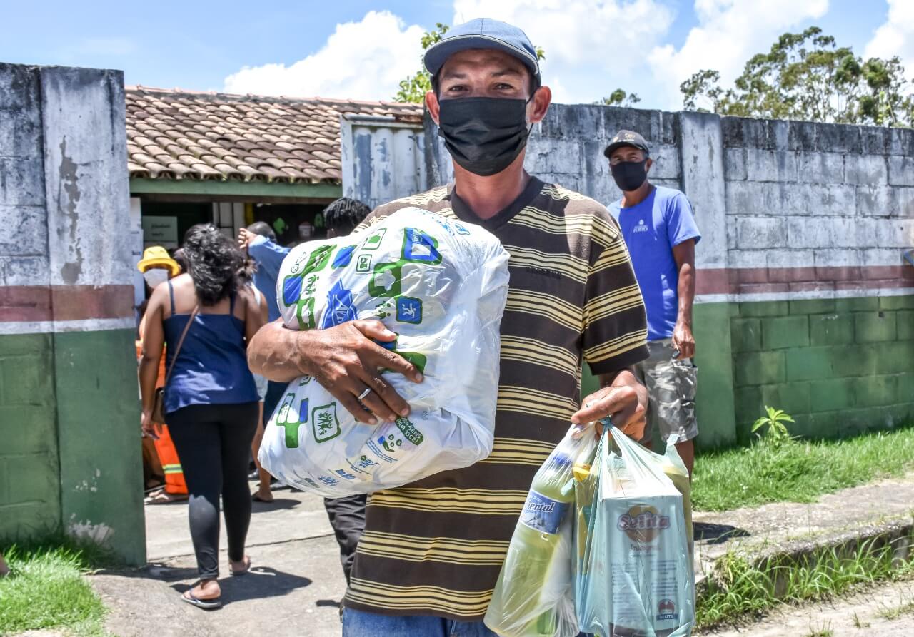 Início do ano é marcado com ampliação de concessão de cestas básicas em Porto Seguro 7