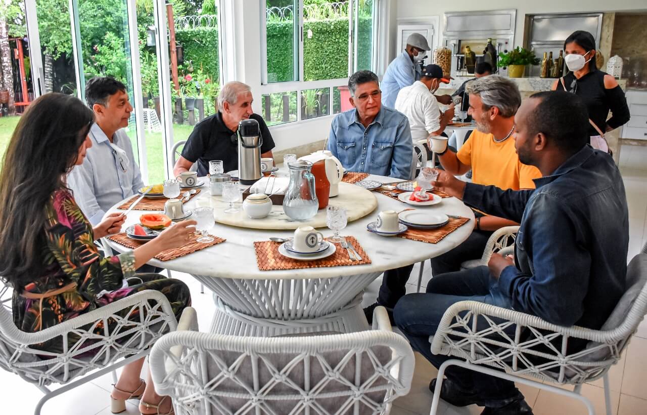 Bate-papo entre prefeito Jânio Natal e o ator Alexandre Borges rende benefícios para Porto Seguro 7