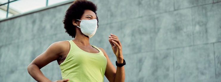 Usar máscara não afeta respiração em exercício físico, diz pesquisa 12