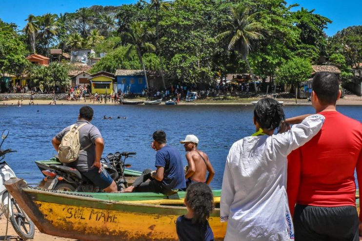 Prefeitura de Porto Seguro dialoga com comunidade pataxó de Caraíva e amplia decreto 10