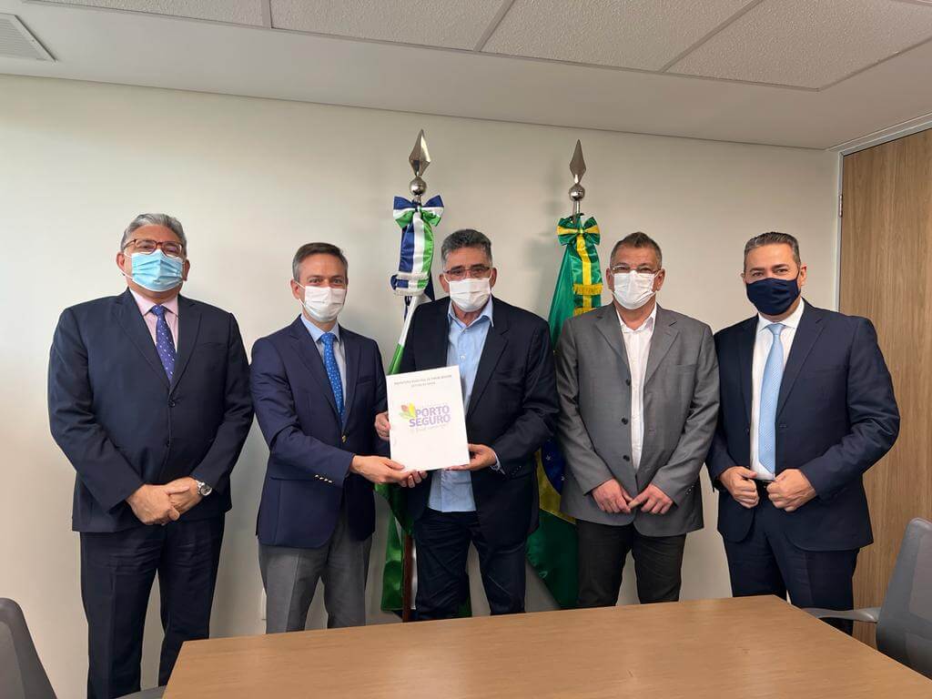 PREFEITO JÂNIO NATAL APRESENTA, EM BRASÍLIA, UM PROGRAMA REVOLUCIONARIO PARA PORTO SEGURO 7