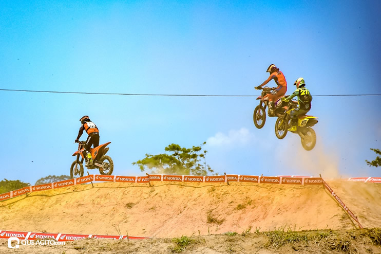 As máquinas voaram alto no 2º Motocross de Porto Seguro 9