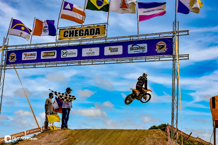As máquinas voaram alto no 2º Motocross de Porto Seguro 10