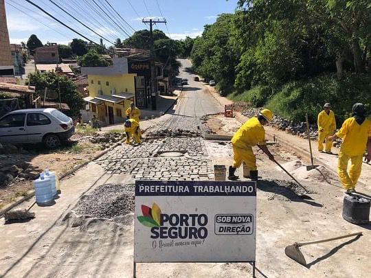 Ladeira do bairro São Pedro é requalificada em Arraial d’Ajuda 11
