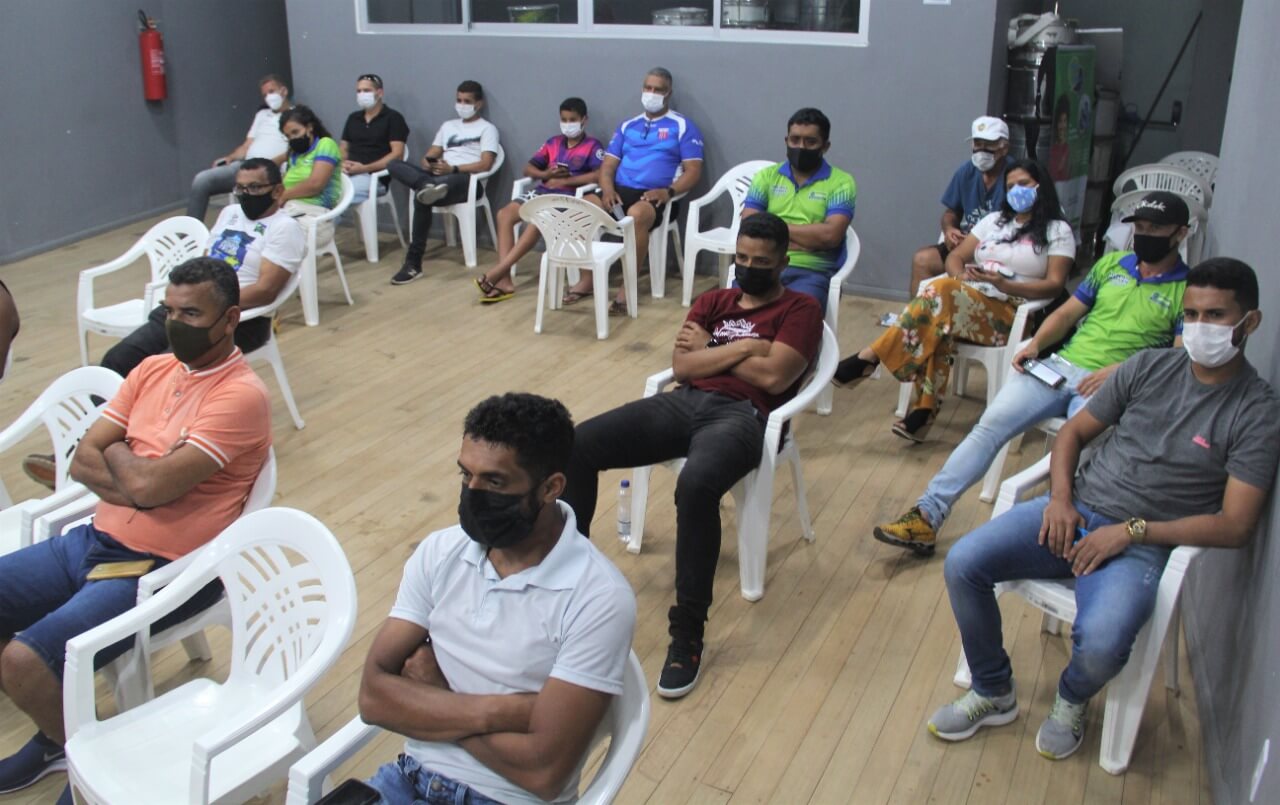 Sediado em Eunápolis, Congresso Regional de Futsal define detalhes de competições na Bahia 9