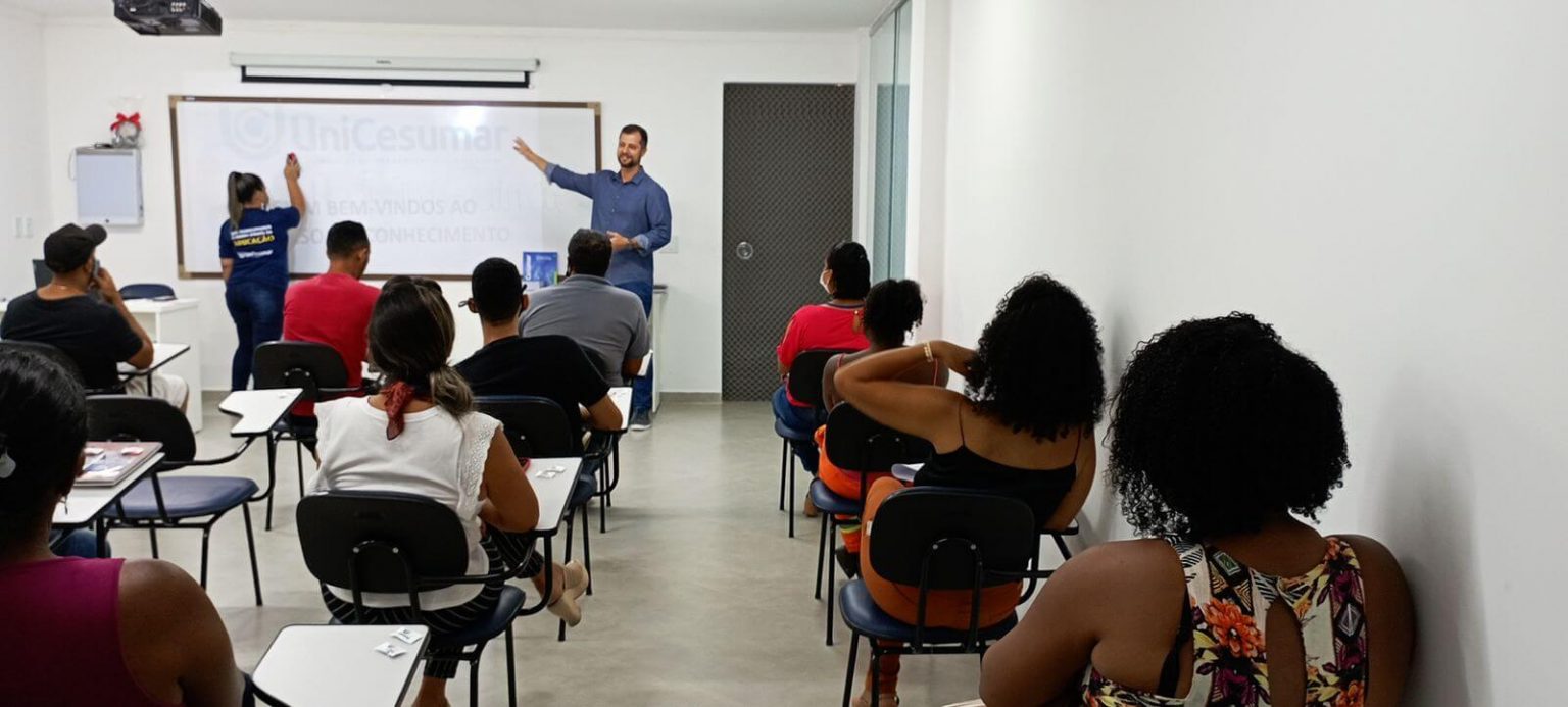Começam as aulas do Projeto Gari na Universidade 13
