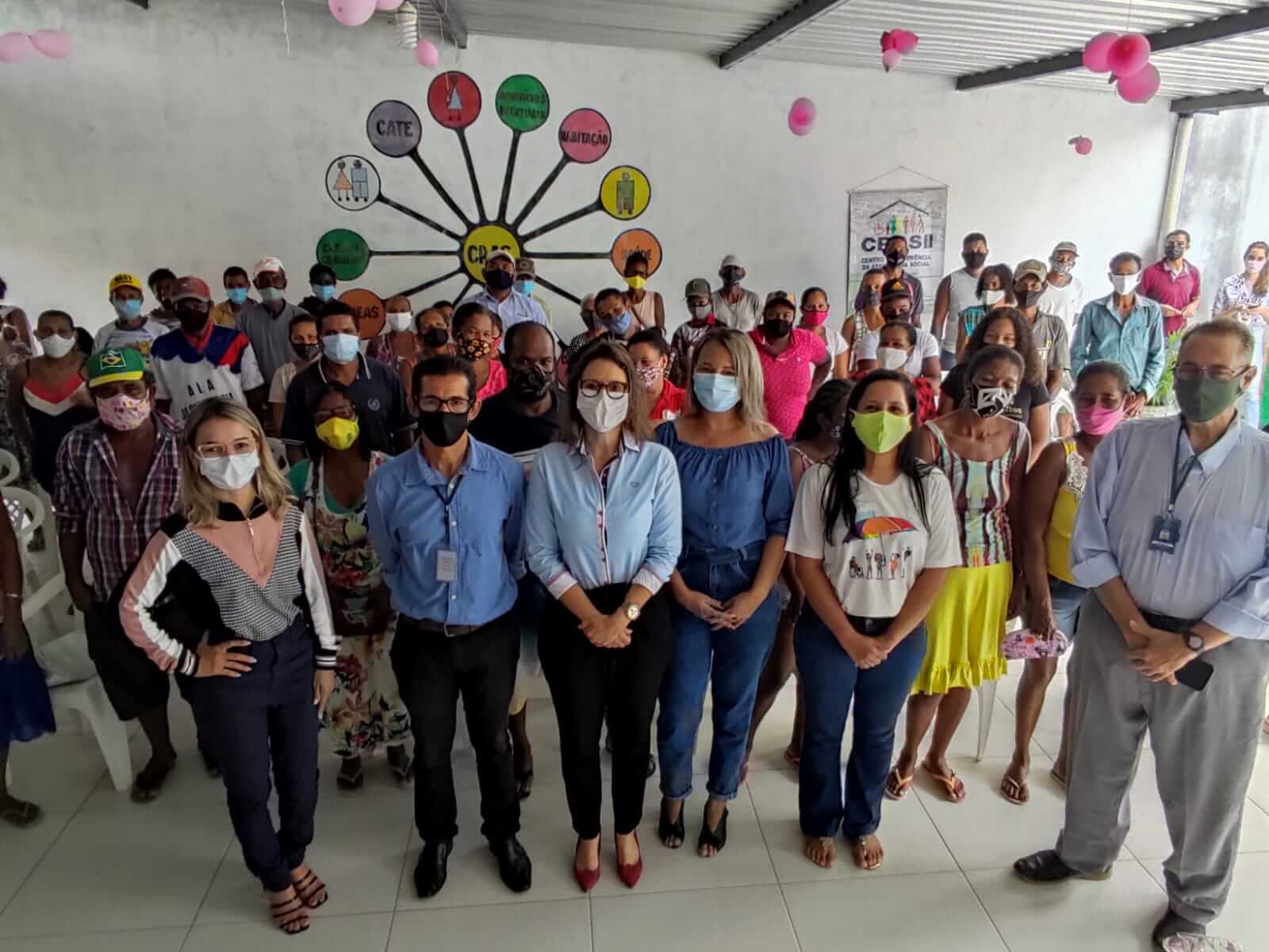 Secretaria de Assistência Social entrega cestas básicas e enxoval para famílias em vulnerabilidade 8