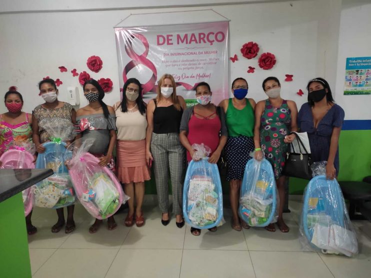 Secretaria de Assistência Social entrega cestas básicas e enxoval para famílias em vulnerabilidade 11