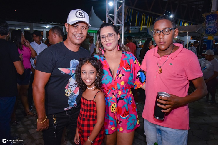 Trio da Huanna e Thiago Aquino animam a terceira noite do Pau Brasil Folia 2022 38