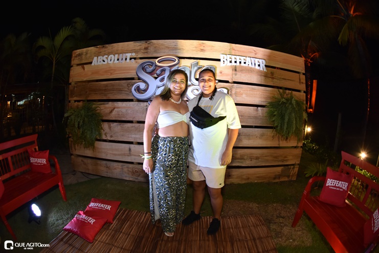 Léo Santana e DJ Abigail encerram com chave de ouro a Santa Festa 11