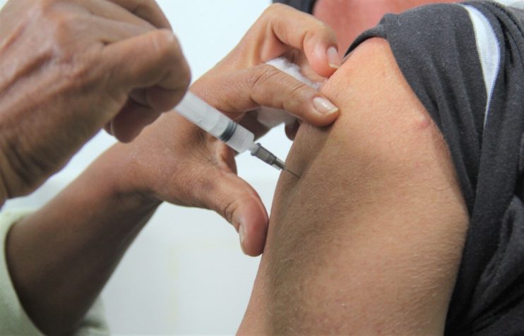 Eunápolis amplia público da campanha de vacinação contra gripe e sarampo 11