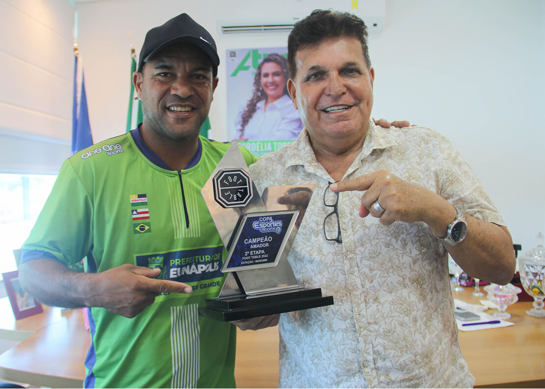 Prata da casa: campeão brasileiro de futmesa é recebido pela prefeita de Eunápolis 7