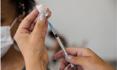 Saúde reforça importância do esquema vacinal completo no combate à Covid-19 34