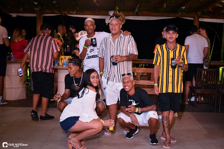 Arrocha Mix Porto Seguro é marcado por show de Priscila Senna e Kevi Jonny na Cabana Área Beach 40