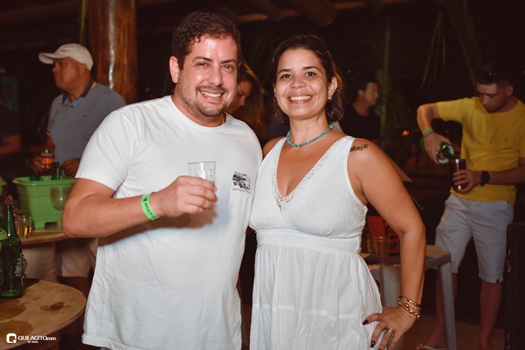 Targino Gondim e Walber Luiz dão show no Forró Chopada da Área Beach 76