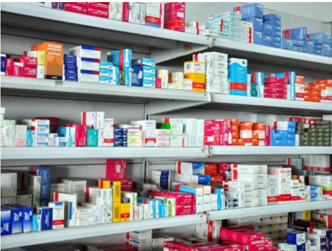 Guerra e pandemia provocam falta de medicamentos em unidades de saúde de todo o Brasil 12