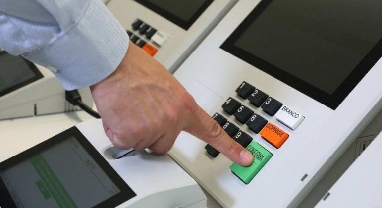 Prazo para regularizar título de eleitor termina nesta quarta-feira 5