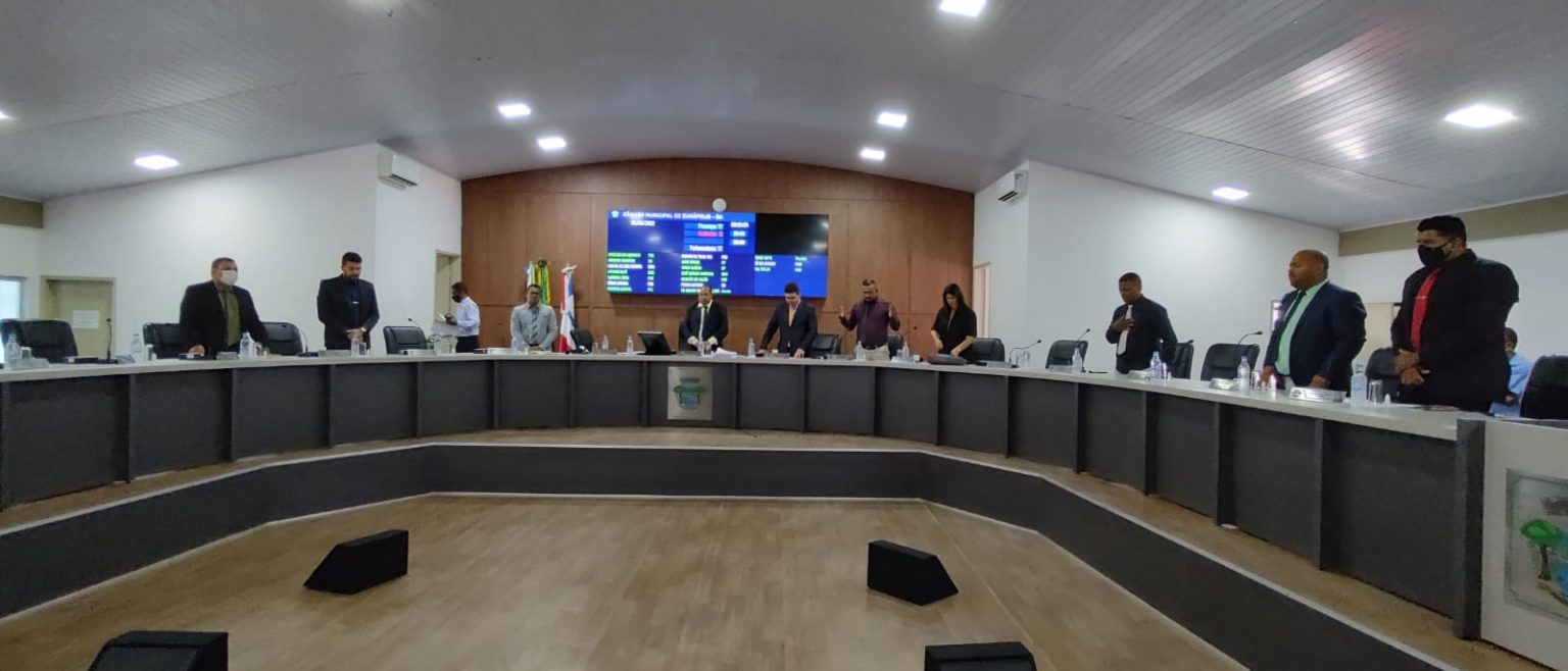 Projeto de lei do executivo que reajusta salários dos professores é aprovado pela Câmara de Vereadores Projeto de lei do executivo que reajusta salários dos professores é aprovado pela Câmara de Vereadores 5