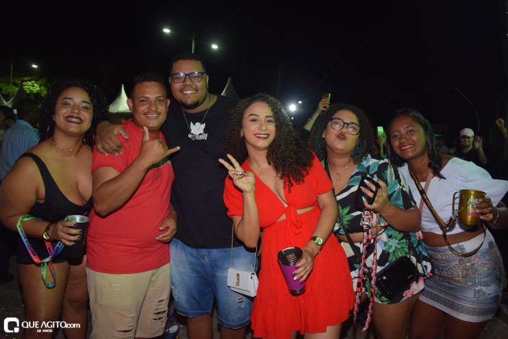 Banda Raneychas anima Vila do Forró com show em três circuitos em Eunápolis 95