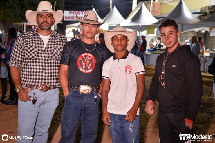 Gabriel Gava, Paulo Henrique e Carlos Aguiar animam a 2ª noite da Cavalgada de Periquito Rodeio Show 36
