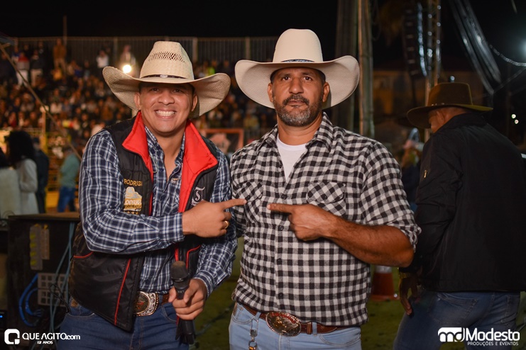 Gabriel Gava, Paulo Henrique e Carlos Aguiar animam a 2ª noite da Cavalgada de Periquito Rodeio Show 56
