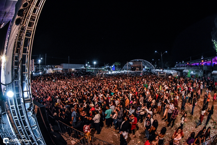 Público se emociona com grandes shows na abertura do São João Se Encontra com Pedrão em Eunápolis 140