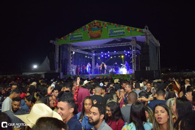 Banda Raneychas anima Vila do Forró com show em três circuitos em Eunápolis 125