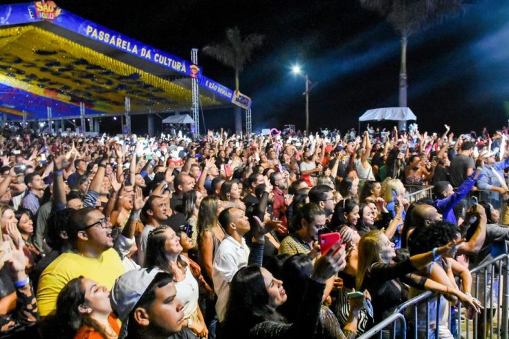 MAIS UMA NOITE DE SÃO JOÃO, NA PASSARELA DA CULTURA: ROMANTISMO E MUITO FORRÓ! 34