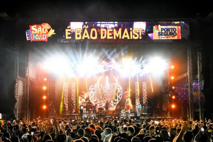 MAIS UMA NOITE DE SÃO JOÃO, NA PASSARELA DA CULTURA: ROMANTISMO E MUITO FORRÓ! 51