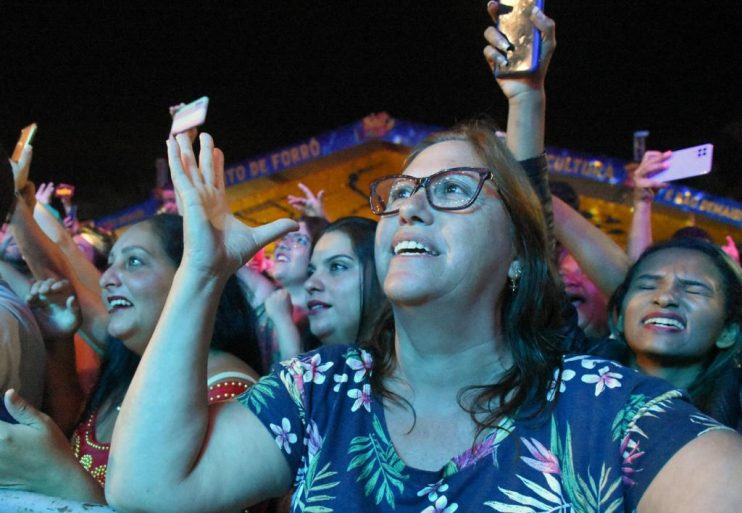 MAIS UMA NOITE DE SÃO JOÃO, NA PASSARELA DA CULTURA: ROMANTISMO E MUITO FORRÓ! 26