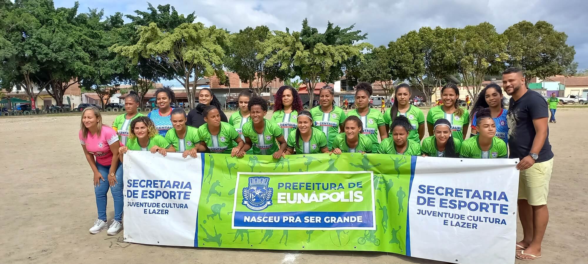 Com incentivo da Prefeitura, esporte movimenta fim de semana no município de Eunápolis 6