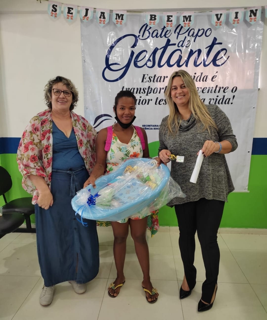 Secretaria de Assistência Social promove entrega de kits de enxoval para gestantes 82