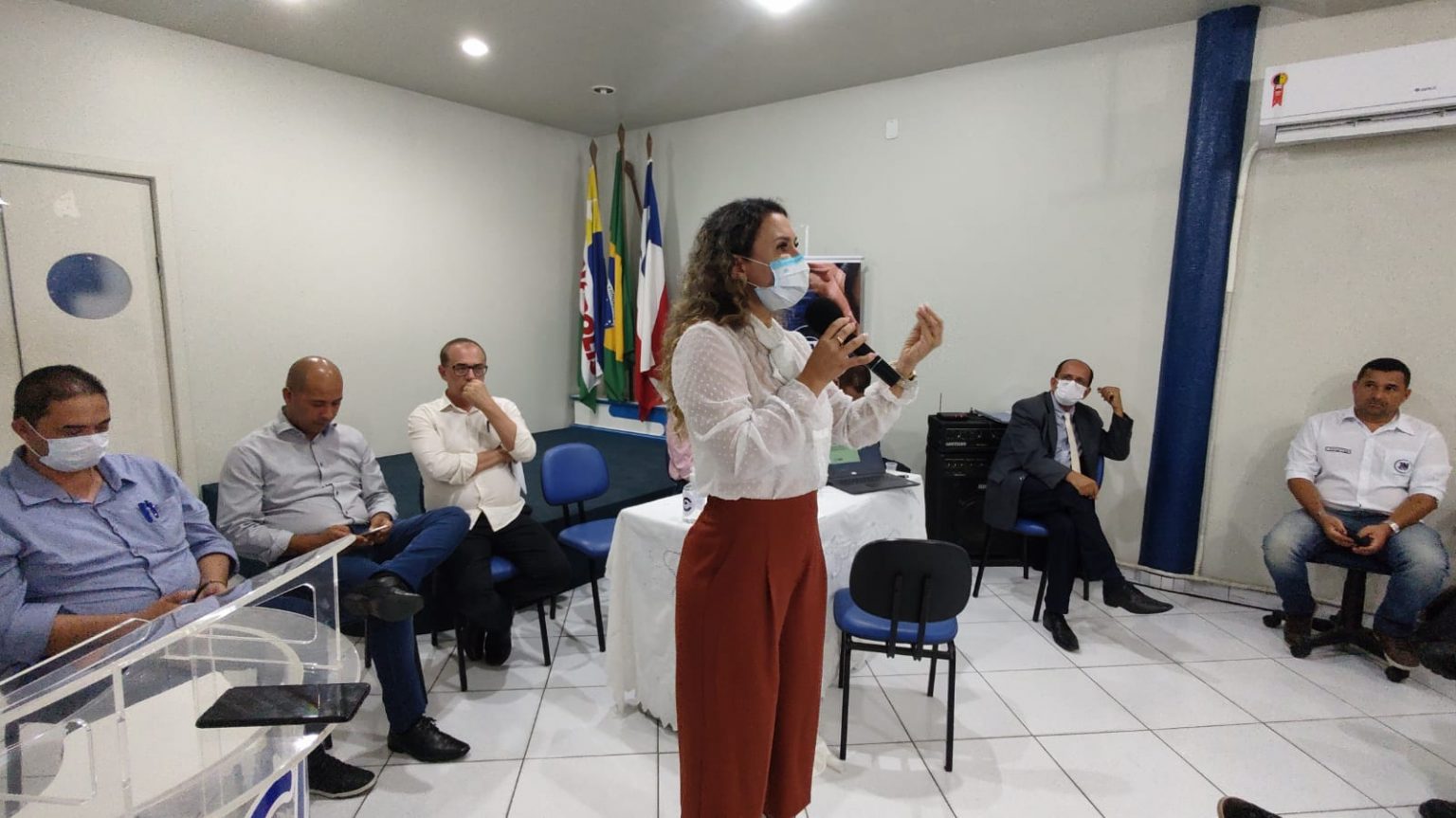 Em reunião na CDL, prefeita fala do retorno econômico do “São João se Encontra com Pedrão” 7