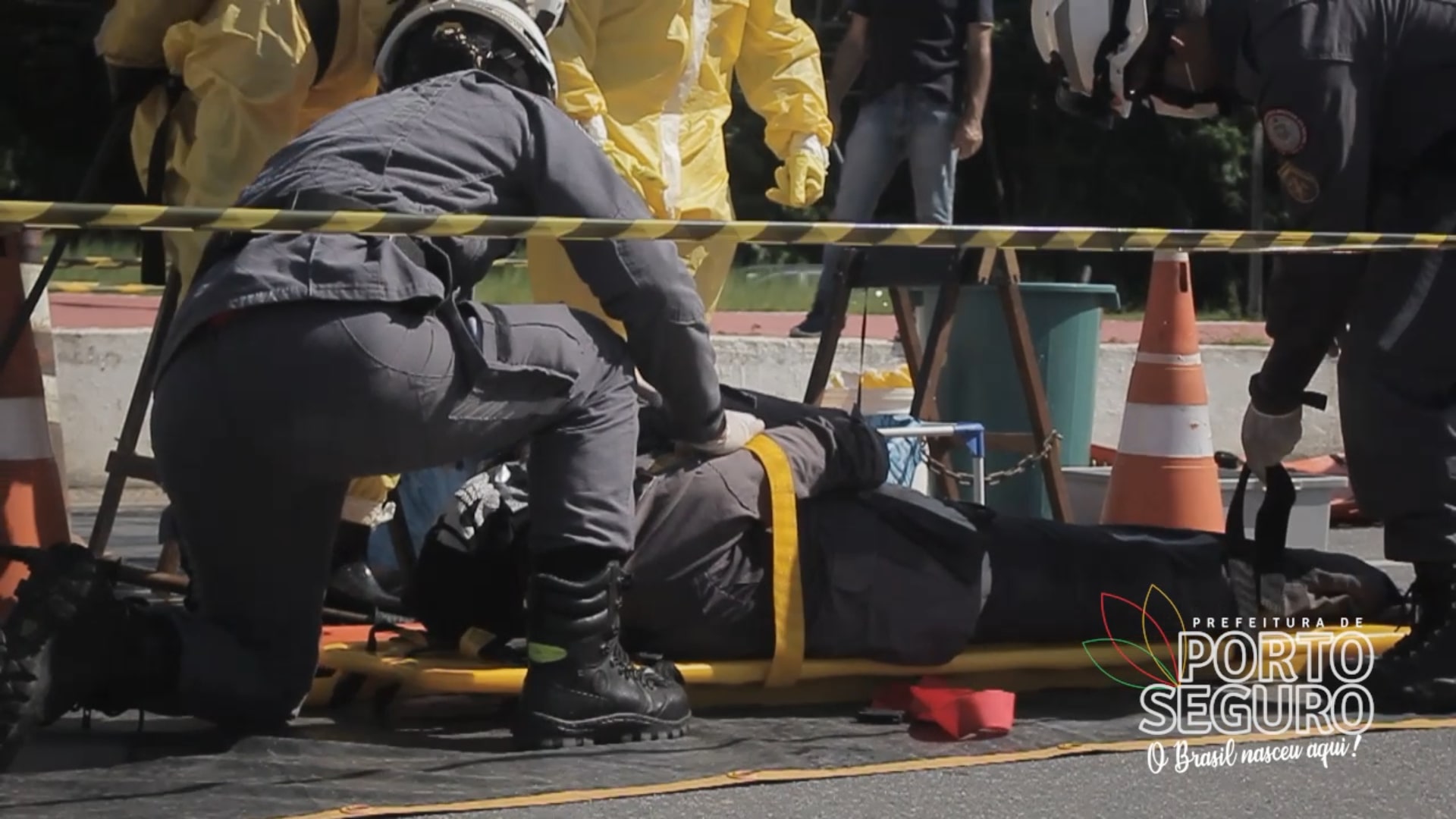 Simulado conclui curso dos Bombeiros contra produtos corrosivos 6