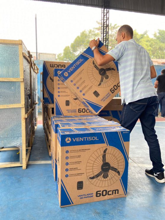 WhatsApp Image 2022-07-23 at 12.20.03 Novos tempos para a educação. Prefeito Luizinho entrega equipamentos novos e modernos para as escolas municipais 16