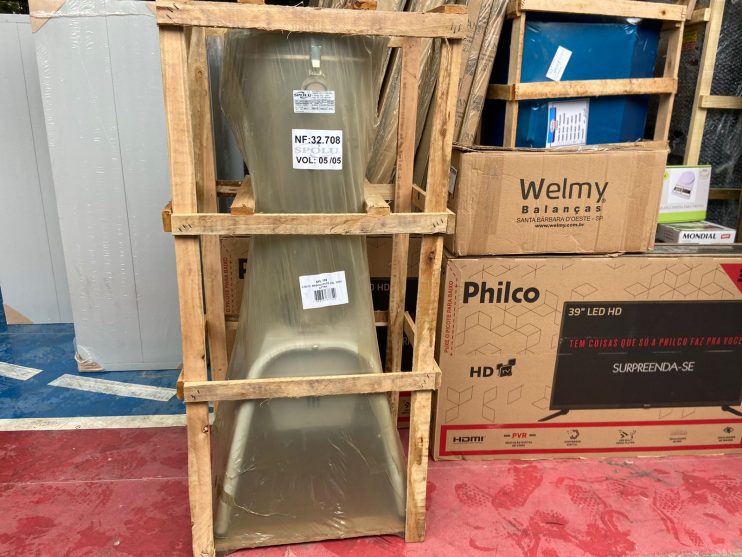 WhatsApp Image 2022-07-23 at 12.20.04 (3) Novos tempos para a educação. Prefeito Luizinho entrega equipamentos novos e modernos para as escolas municipais 9