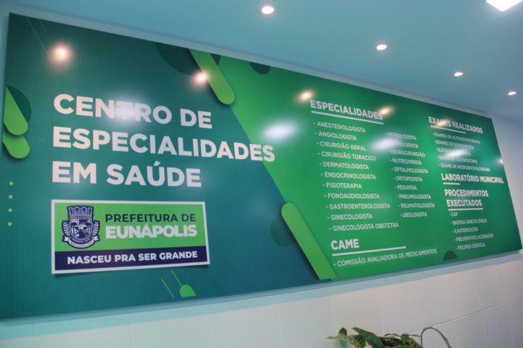 Prefeita Cordelia Torres inaugura moderno Centro de Especialidades em Saúde em Eunápolis 17