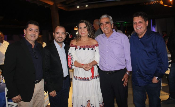 Prefeita Cordélia Torres participa da comemoração aos 40 anos da CDL em Eunápolis 4