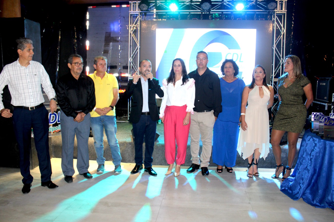 Prefeita Cordélia Torres participa da comemoração aos 40 anos da CDL em Eunápolis 12