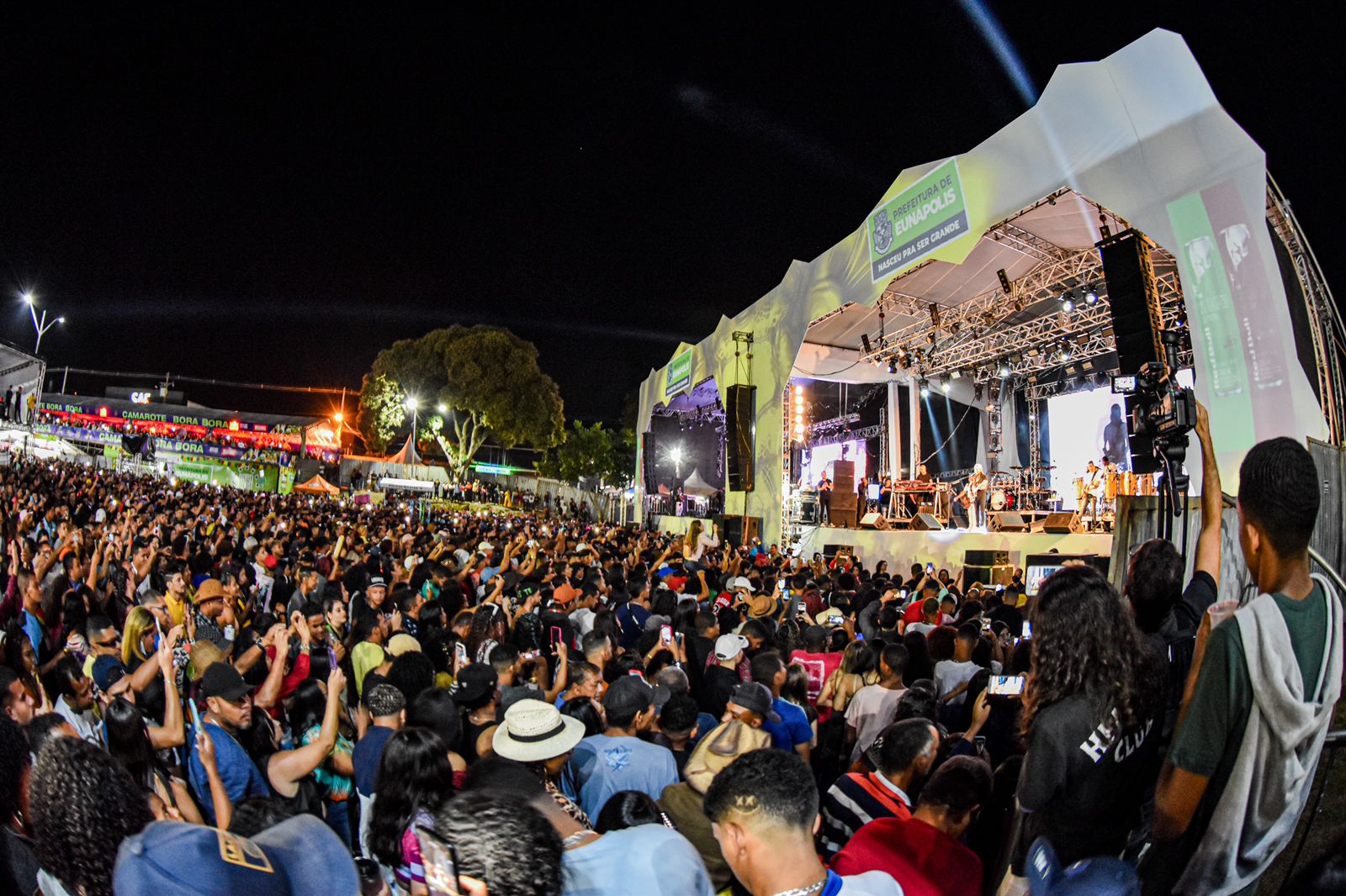 Eunápolis vivenciou o maior evento de todos os tempos há exatamente um mês 7