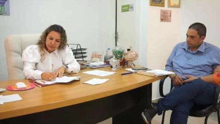 “Live com Cordélia” aborda avanços na saúde pública do município de Eunápolis 7