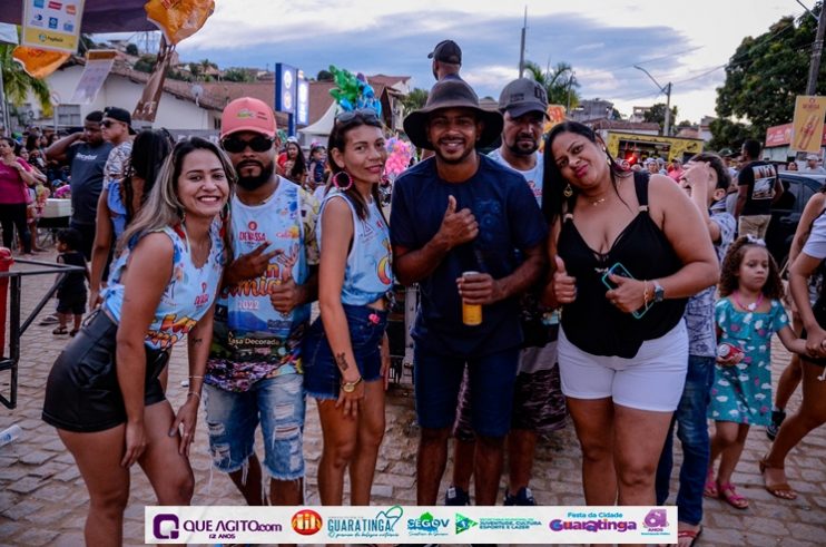 De cima do trio elétrico, Katrina e Jarley Rosa puxam multidão no tradicional arrastão 89