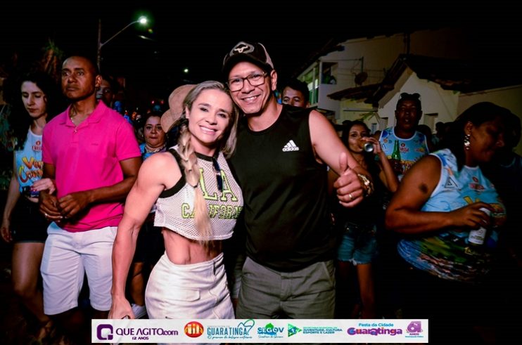 De cima do trio elétrico, Katrina e Jarley Rosa puxam multidão no tradicional arrastão 114