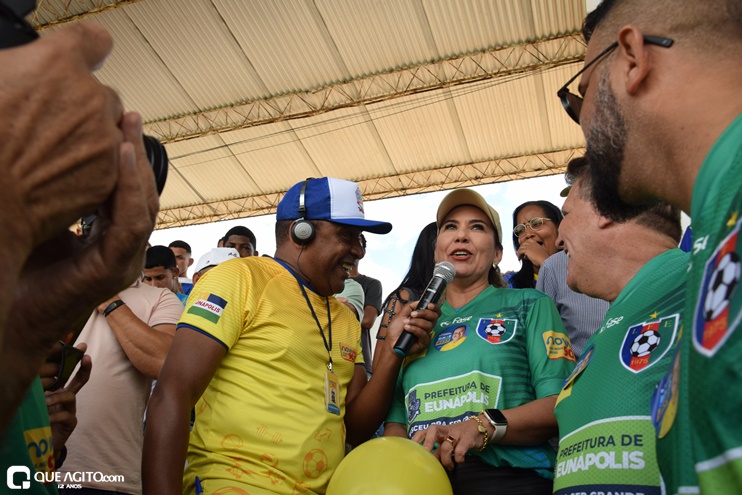 Prefeita Cordélia Torres prestigia jogo Eunápolis x Itamaraju no Estádio Araujão 95