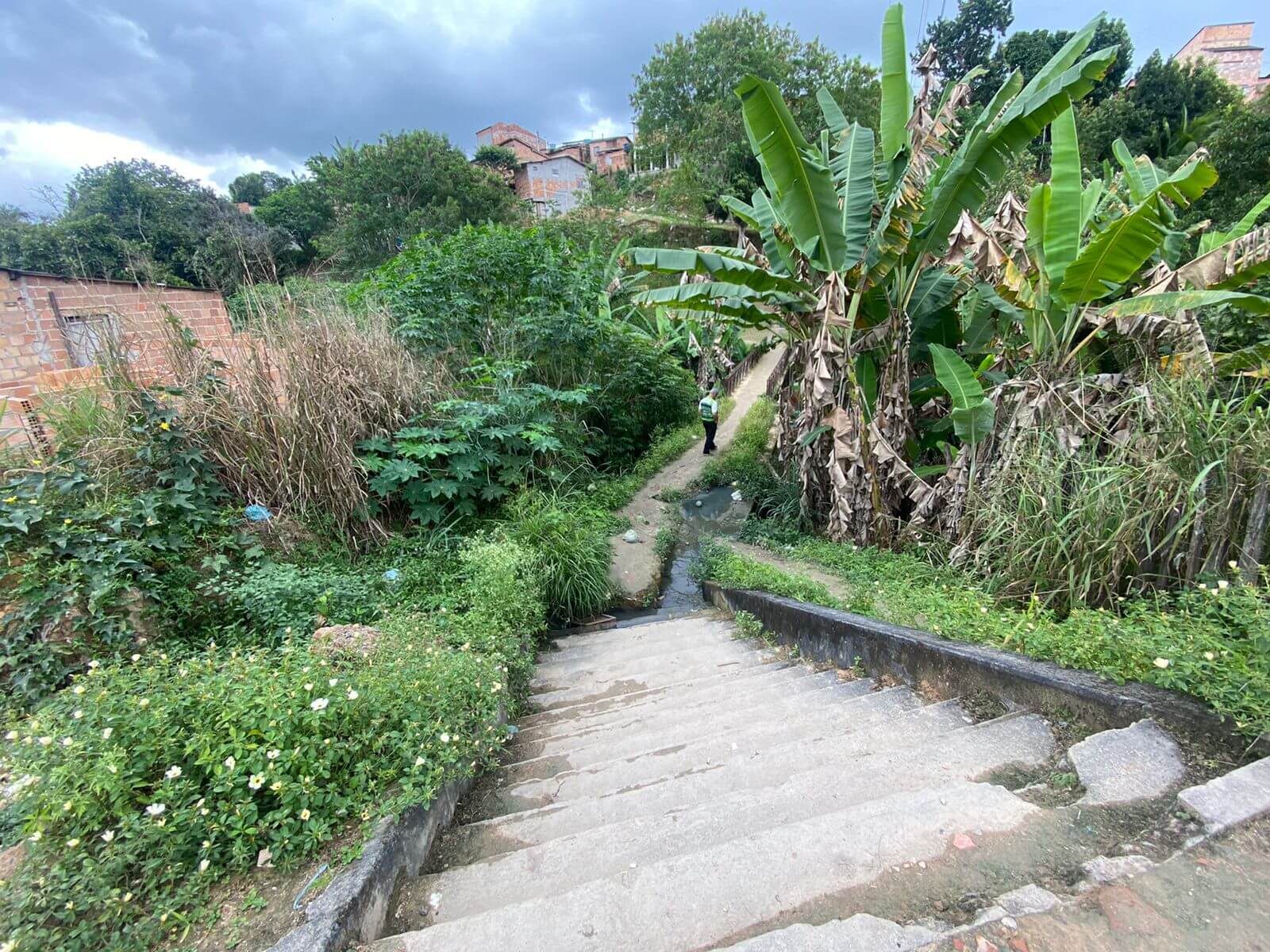 Prefeita Cordélia Torres visita obras e dá ordem para novos serviços de infraestrutura 7