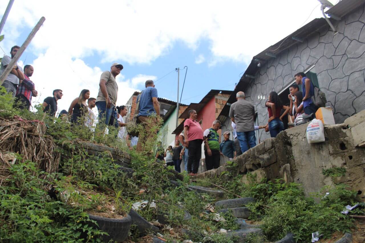 Prefeita Cordélia Torres visita obras e dá ordem para novos serviços de infraestrutura 8