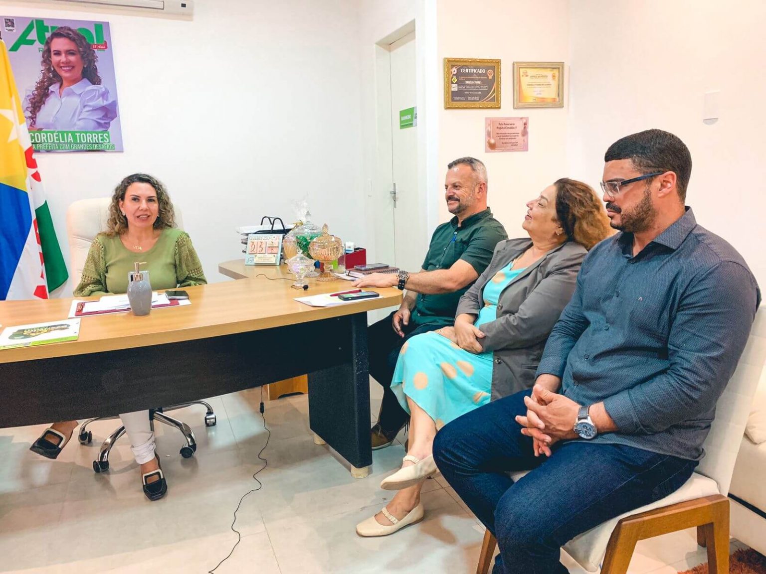 “Live com Cordélia” aborda ações do meio ambiente e agricultura que têm beneficiado a população de Eunápolis 9