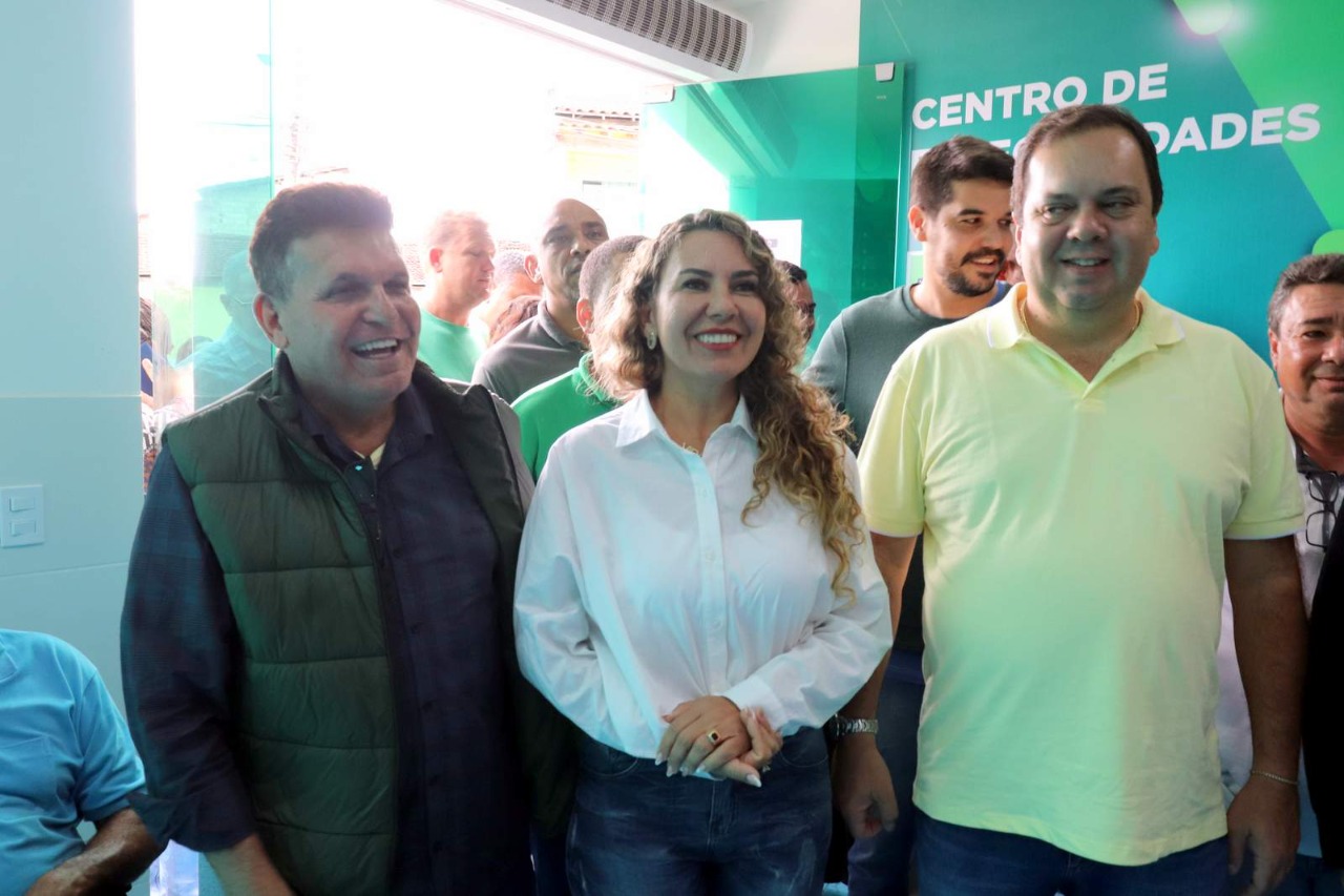 Cordélia Torres recepciona Elmar Nascimento e Robinho para visita a equipamentos de saúde 9