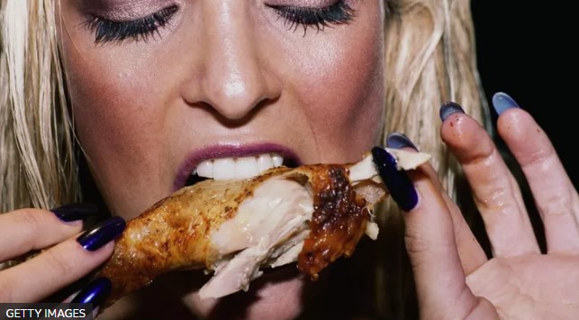 É bom comer frango com pele? E outras perguntas sobre a carne mais consumida no mundo 6